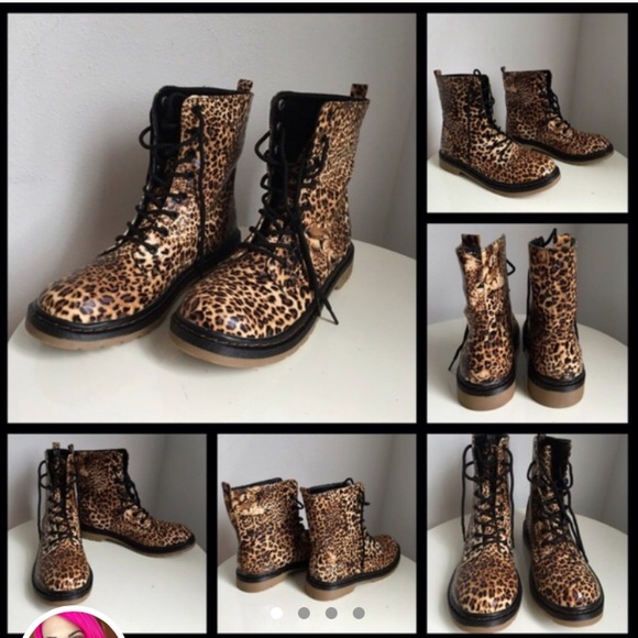 Leopard print boots - Picture 1 of 4